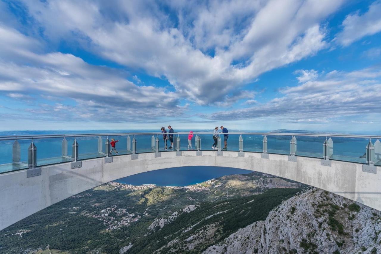 Apartment Bili-Sea View Apartment In The Center Makarska Exterior photo