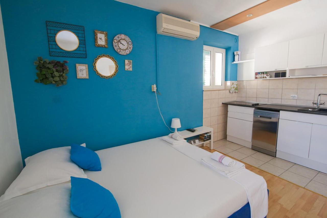 Apartment Bili-Sea View Apartment In The Center Makarska Exterior photo
